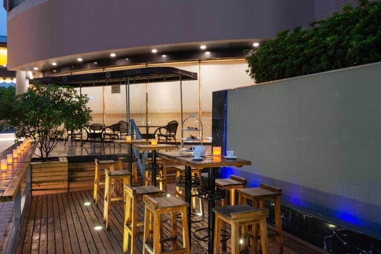 Holiday Inn Downtown Shanghai Exterior photo