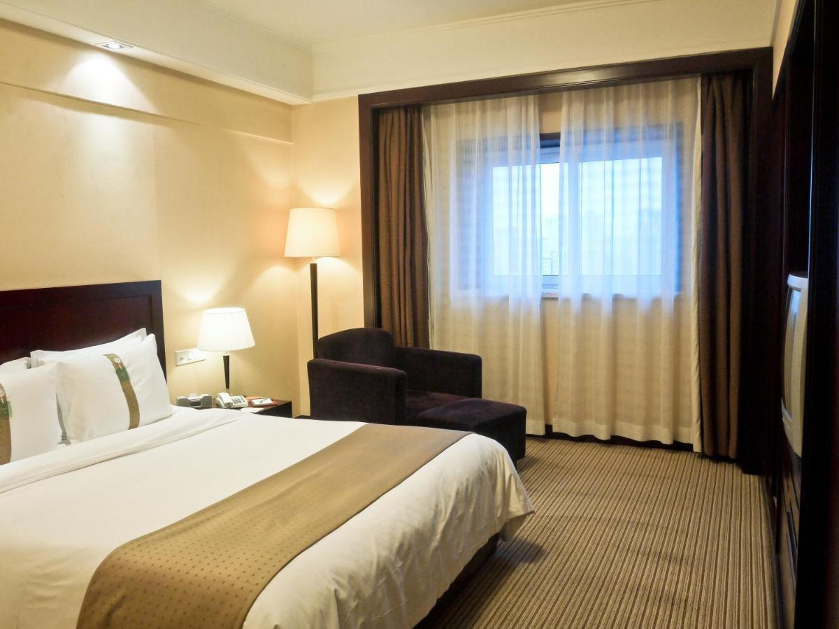 Holiday Inn Downtown Shanghai Exterior photo